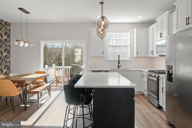 Building Photo - 69 Aviary Rd