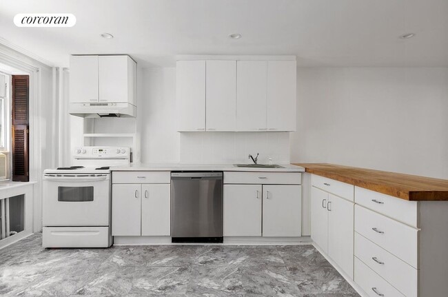 Primary Photo - 163 Bergen St
