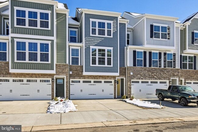 Building Photo - 9389 Edenderry Dr