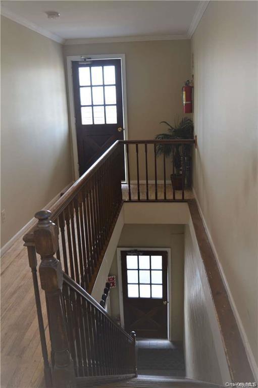 Building Photo - 40 Bayville Ave