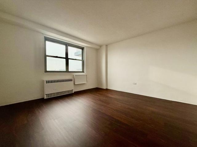 Building Photo - 1 bedroom in New York NY 10461