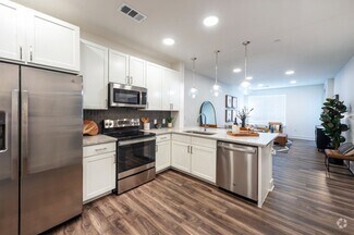 Building Photo - Luxury Living Made for You – All in One Pl...