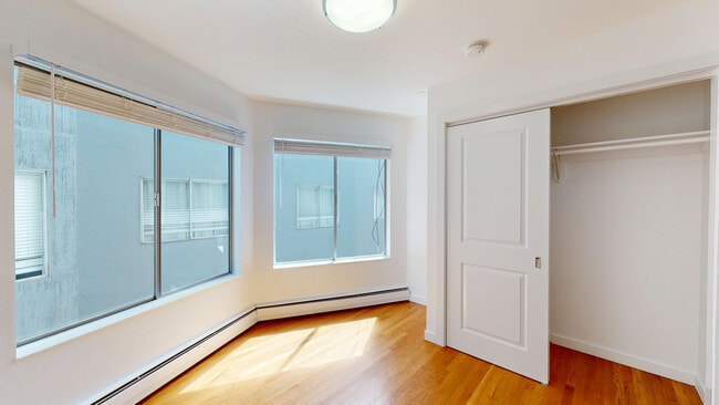 Building Photo - 759 Green St