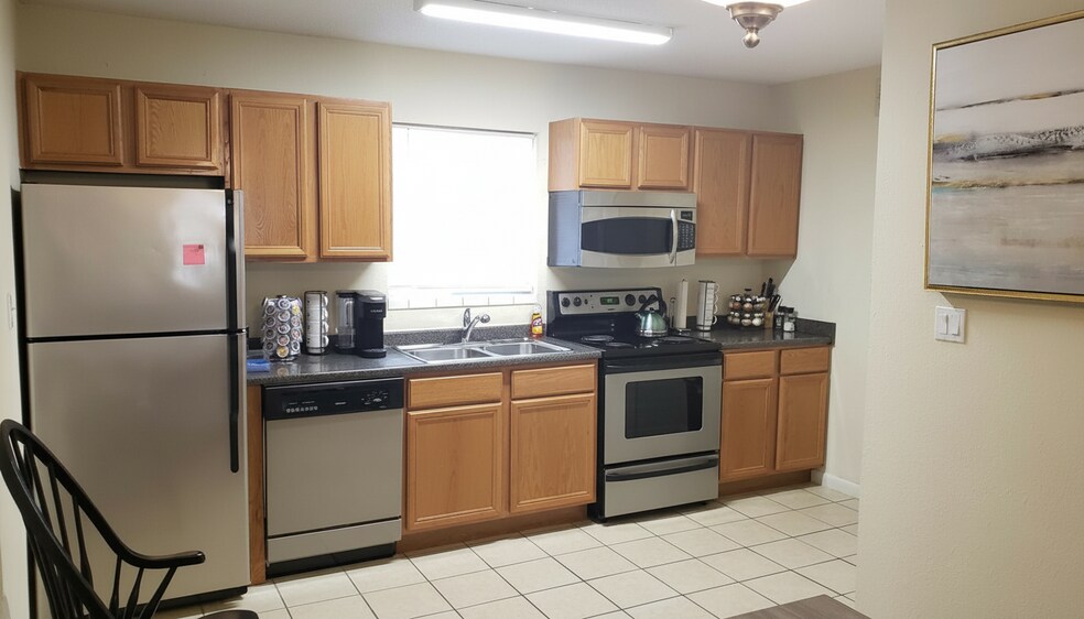 Building Photo - 507 NW 39th Rd