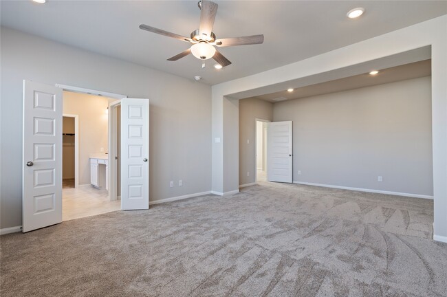 Building Photo - 719 Sandy Bay Ln