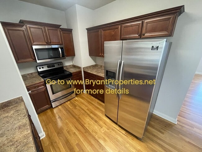 Building Photo - Gallatin - 3 Bedrooms 2 Baths