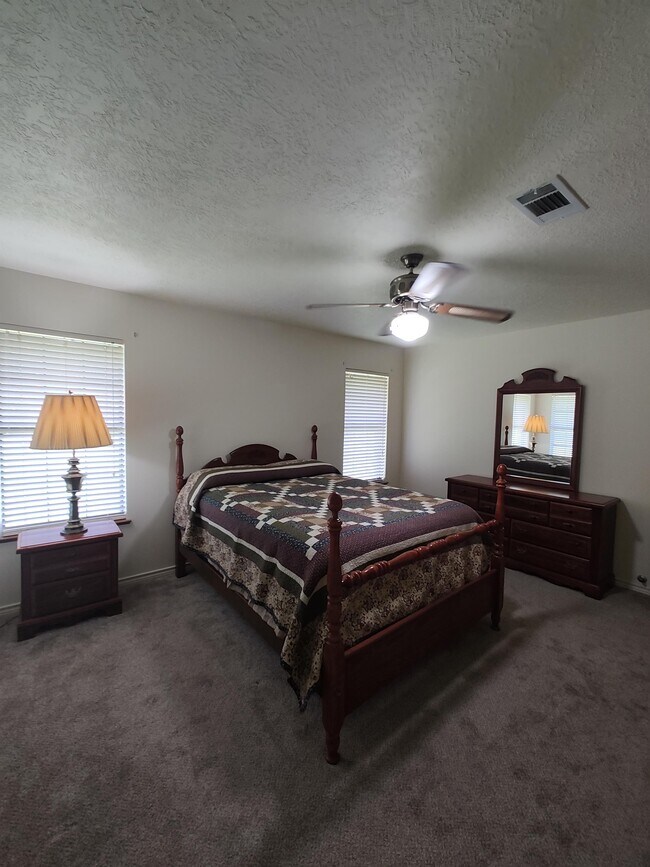 Building Photo - 9023 Brittonville Rd