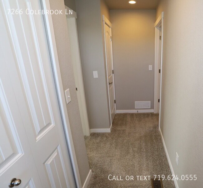 Building Photo - 7266 Colebrook Ln