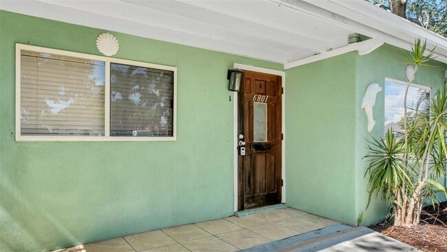 Building Photo - 6801 46th Ave N