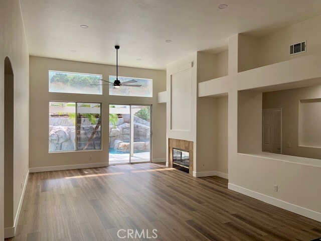 Building Photo - 558 Rembrandt Dr