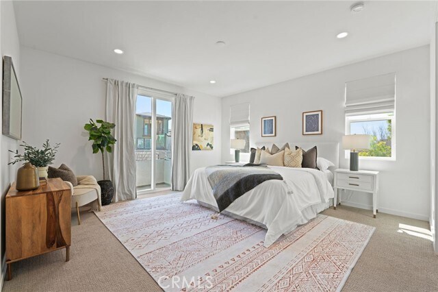 Building Photo - 101 Stage