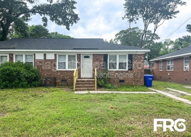 Building Photo - 113 Stancill Dr
