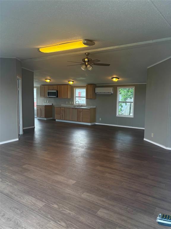 Building Photo - 2515 Oyster Creek Bend
