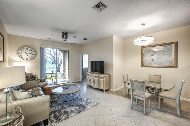 Building Photo - 4870 Bonsai Cir