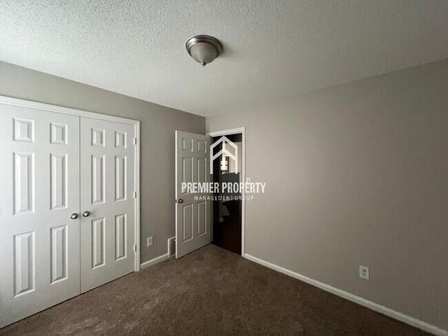 Building Photo - 7071 Anisetree Dr