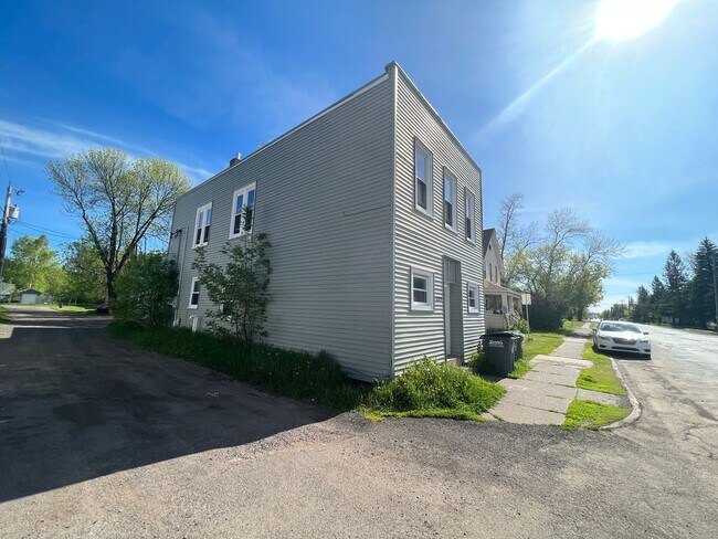 Building Photo - 6209 Raleigh St