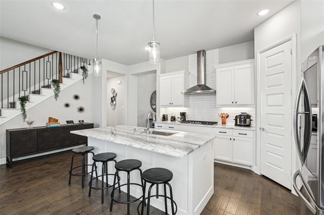 Building Photo - 13457 Rembrandt Dr