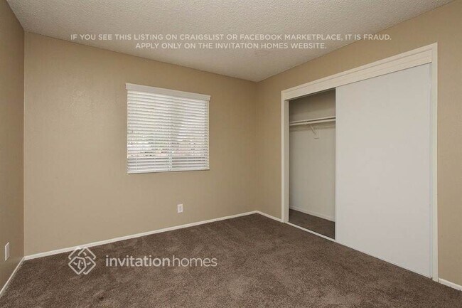 Building Photo - 10533 Gramercy Pl