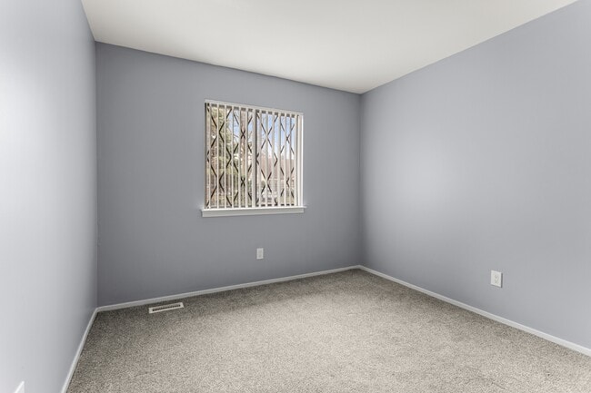 Building Photo - 3442 Heritage Pkwy