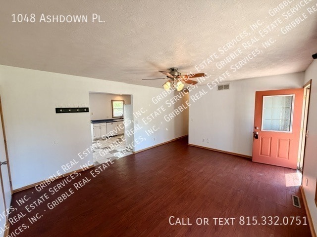 Building Photo - 1048 Ashdown Pl