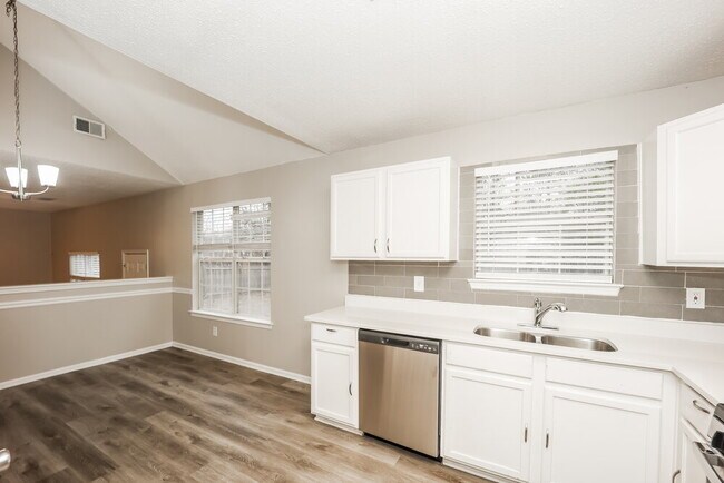 Building Photo - 3627 Lower Creek Dr