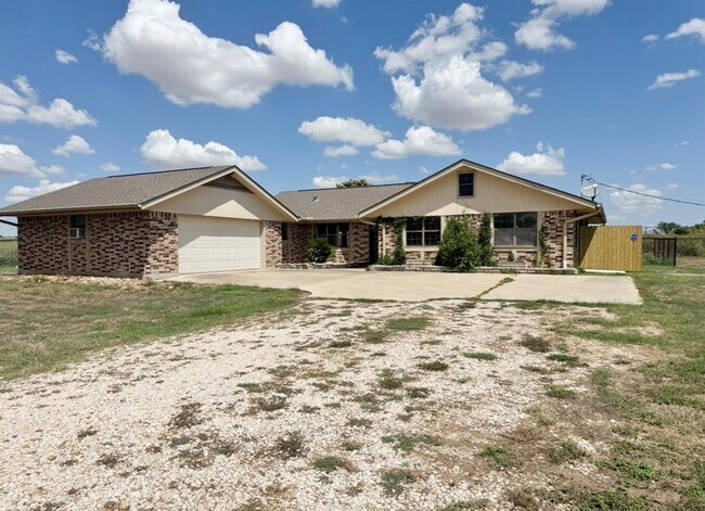 Building Photo - 18512 Carlson Ln