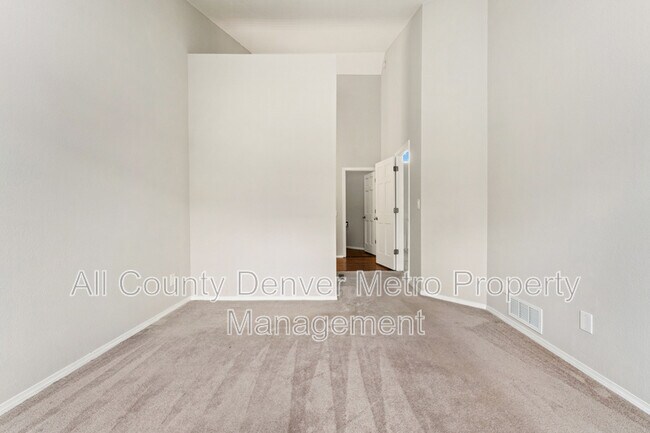 Building Photo - 8787 Allison Dr