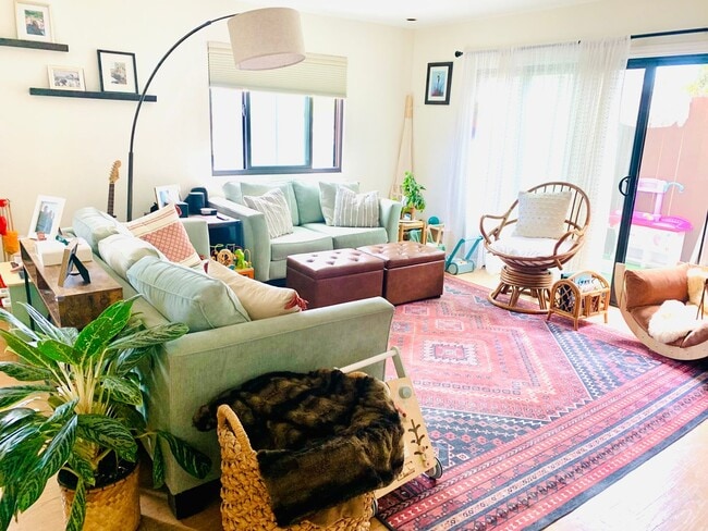 Primary Photo - BEAUTIFUL 2BD/2.5BA Condo Available in Nor...