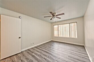 Building Photo - 3058 Tarpon