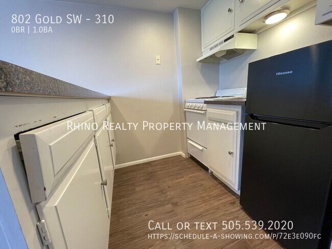 Building Photo - 802 Gold Ave SW