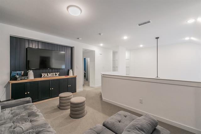 Building Photo - 2425 Longspur Dr