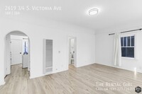 Building Photo - Charming 1BR/1BA Upper Unit Retreat—Move-I...