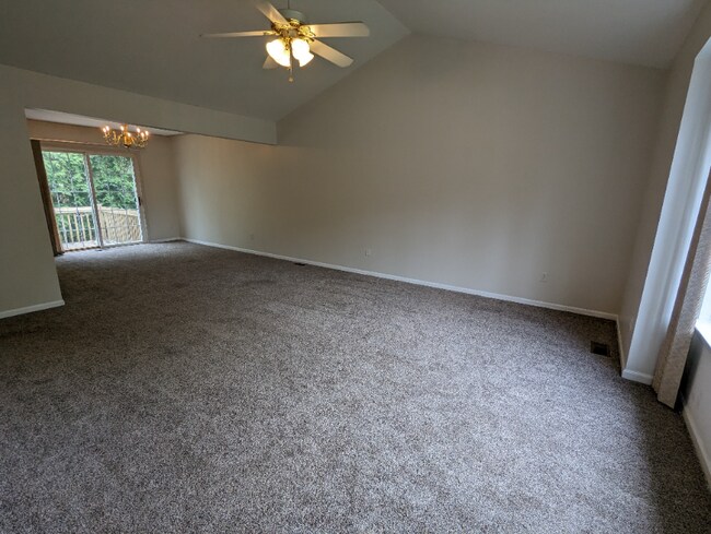 Building Photo - 20 Scottsdale Pl