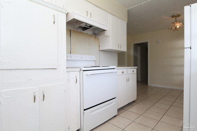 Building Photo - 106 St Regis Dr