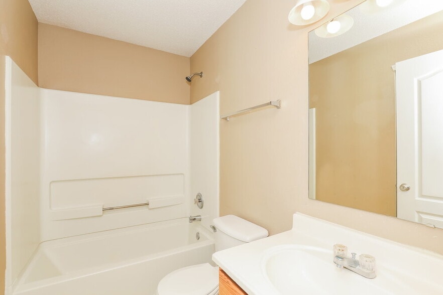 Building Photo - 13134 N Etna Green Dr