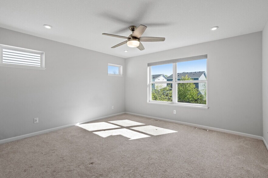 Building Photo - 4702 Cranesbill Rd