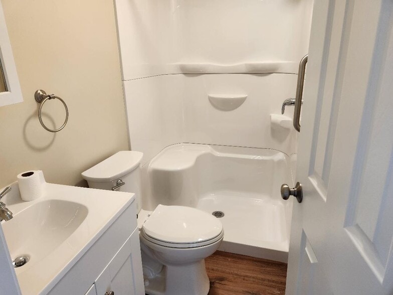 New walk in shower - 16 Kimberly St