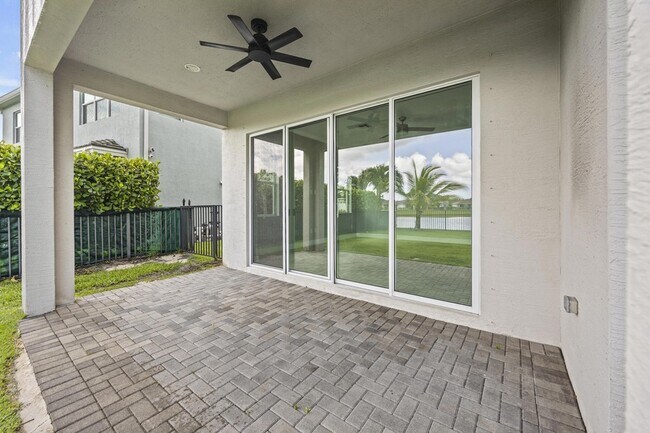 Building Photo - 16007 Whippoorwill Cir