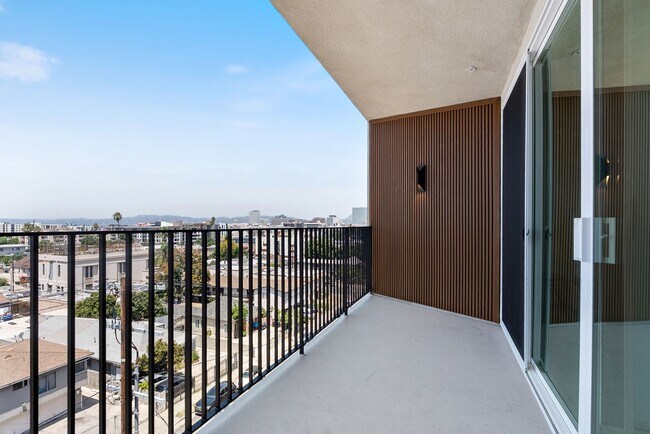 Building Photo - BRAND NEW CONSTRUCTION - Move-In Special 8...