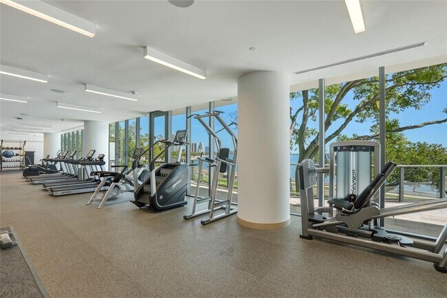 Building Photo - 3101 Bayshore Blvd