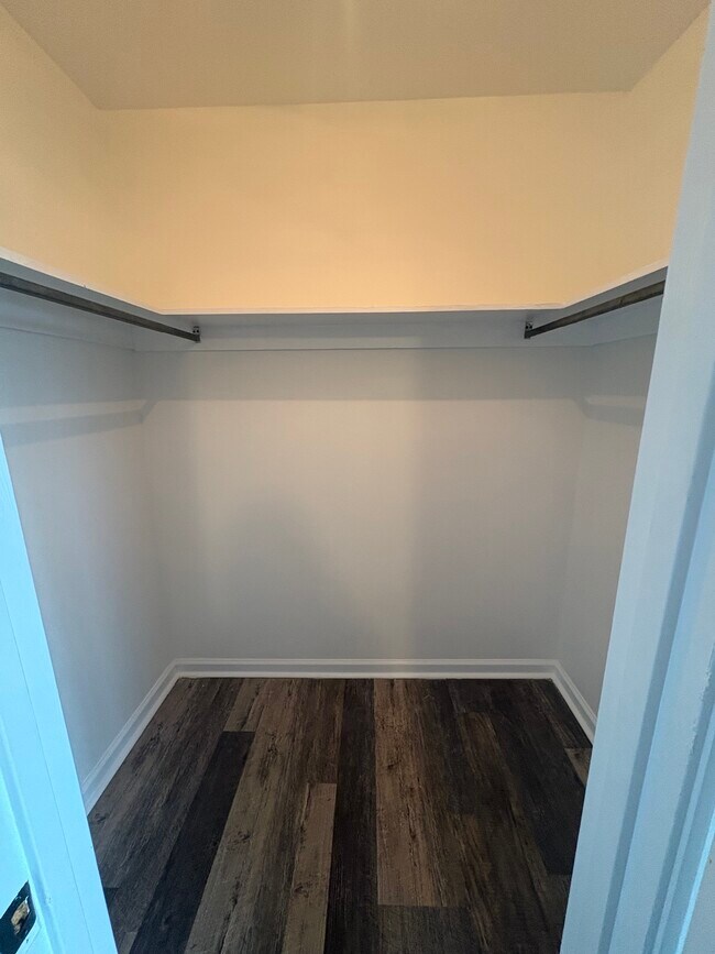 Building Photo - 604 Marshview Cir Dr