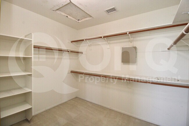Building Photo - 4604 E Prickly Pear Trail