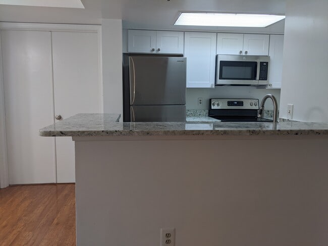 Building Photo - 15764 Easthaven Ct