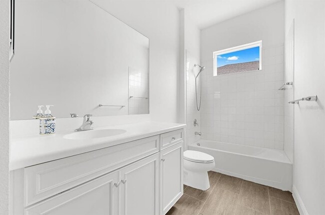 Building Photo - 13744 Old Creek Ct