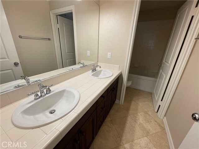 Building Photo - 16 Kingsway Dr