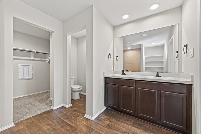Building Photo - 21501 Rustic Elm Dr