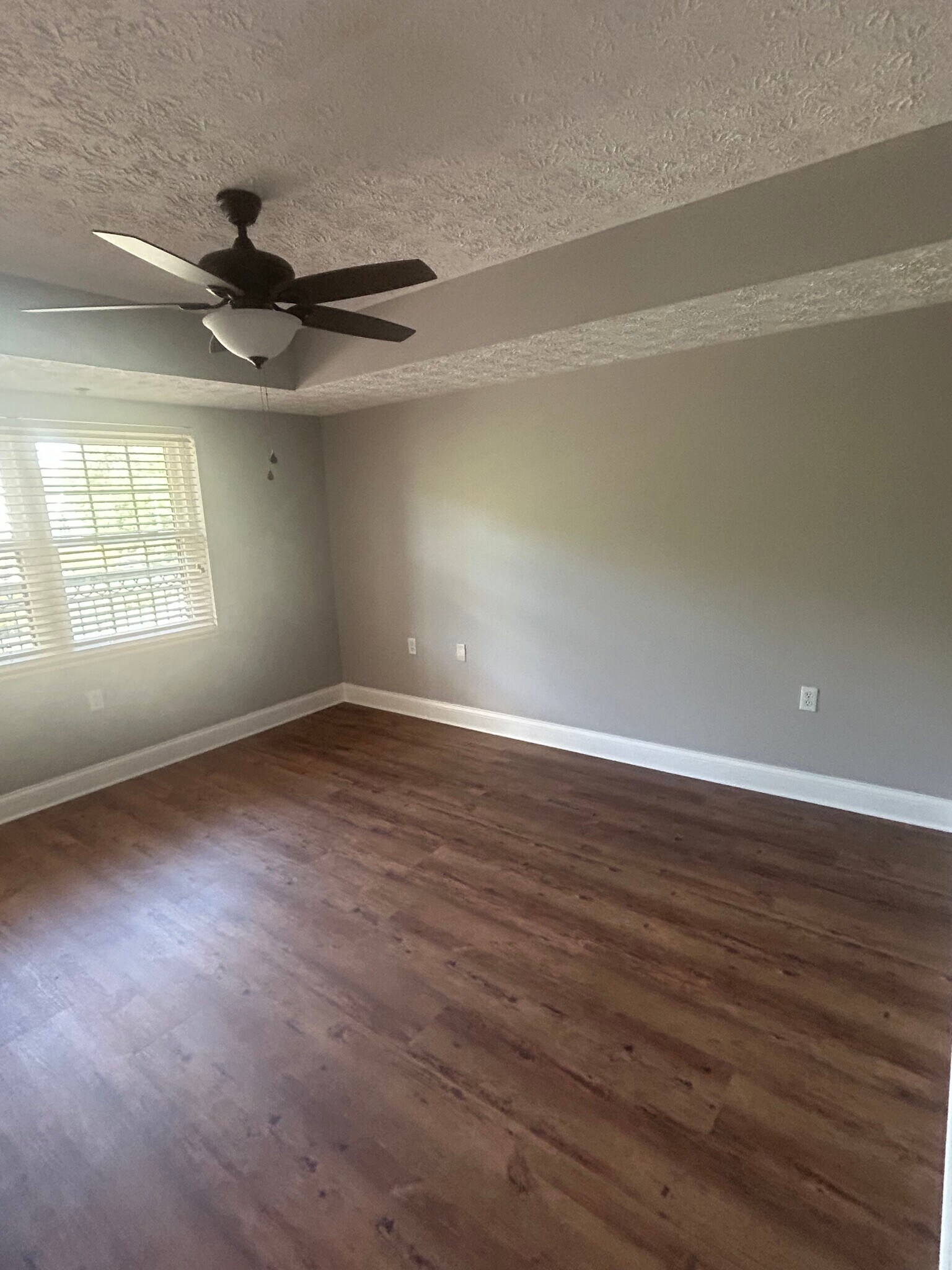 2nd bedroom - 210 Roaring Fork Ext