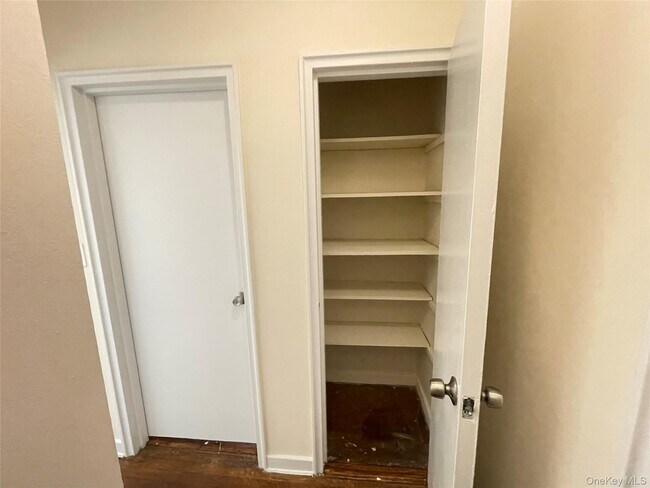 Building Photo - 141 E Hartsdale Ave