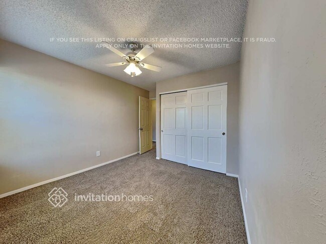 Building Photo - 3888 S Biscay St