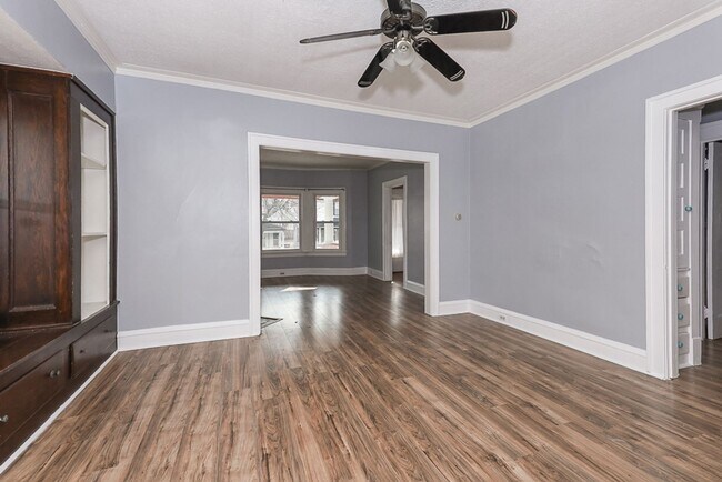 Building Photo - 1466 Hopkins Ave